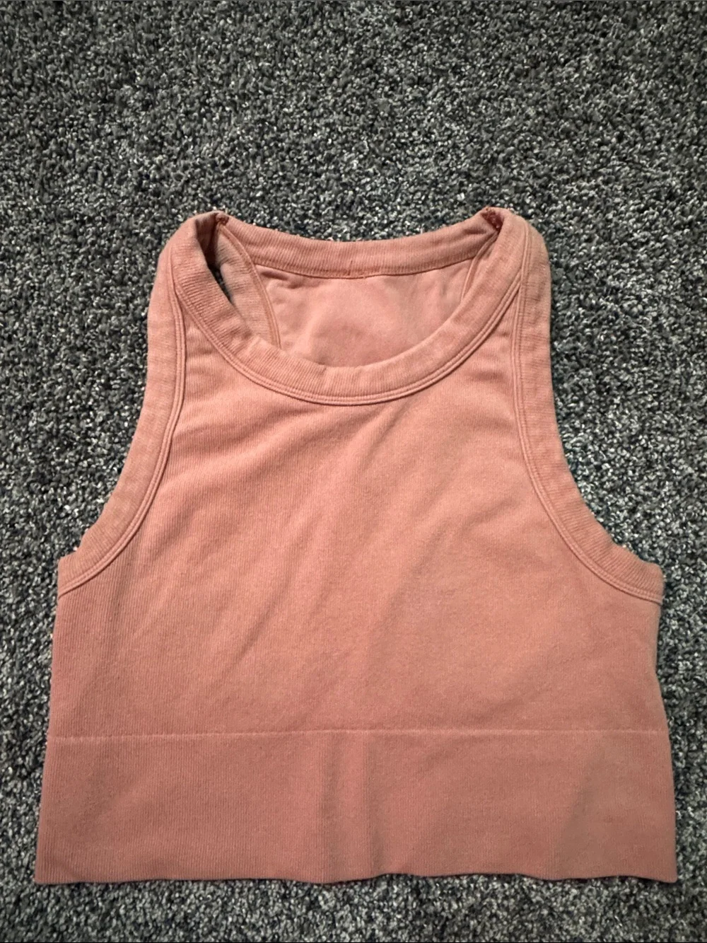 Alo Women’s Ribbed Crop Tank Top — Dusty Rose